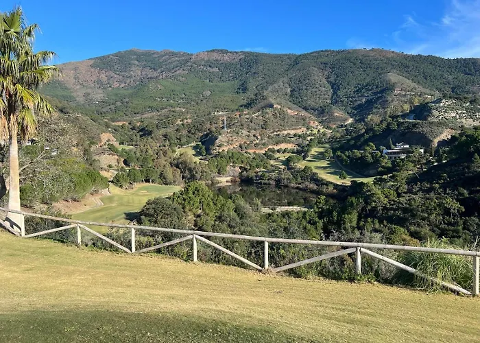 !! New !! Splendide Duplex-penthouse 250 M2 - 3ch Et Tennis , Golf, Padle Estepona