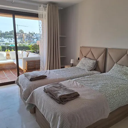 !! New !! Splendide Duplex-penthouse 250 M2 - 3ch Et Tennis , Golf, Padle アパート *