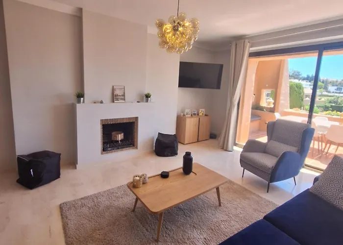 !! New !! Splendide Duplex-penthouse 250 M2 - 3ch Et Tennis , Golf, Padle アパート エステポナ