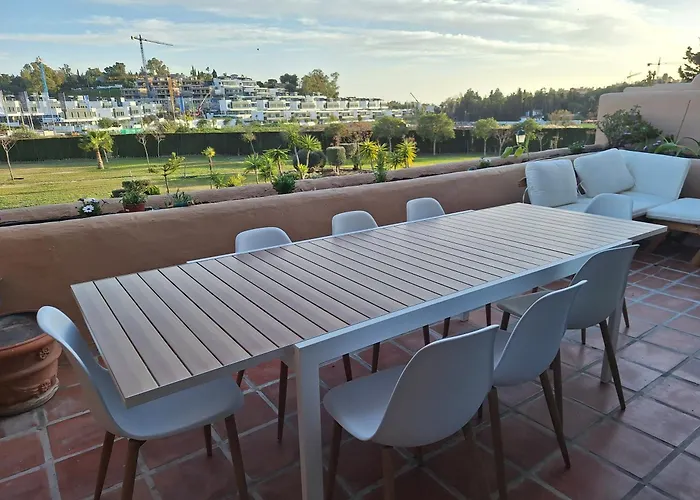 アパート !! New !! Splendide Duplex-penthouse 250 M2 - 3ch Et Tennis , Golf, Padle エステポナ